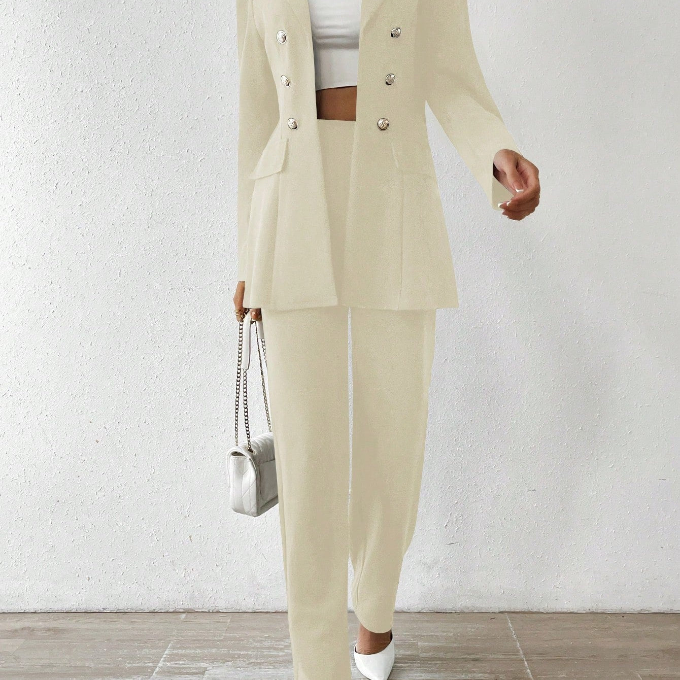 KAM – Elegant jakkesæt med stil