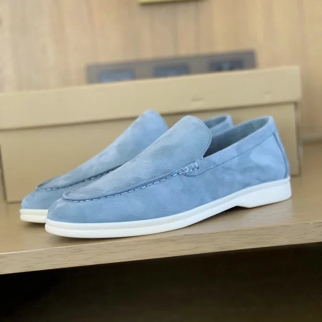 Klassiske slip-ons med kontrastsål