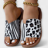 Smarte tofarvede mules med leopardprint