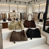 Une – Moderigtig skuldertaske i kunstlæder