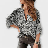 Moderne skjorte med leopardmønster