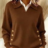 Flora – Elegant Striktrøje med Knapdetaljer