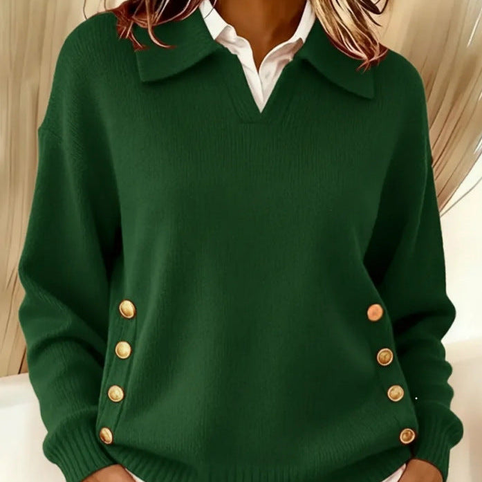 Flora – Elegant Striktrøje med Knapdetaljer