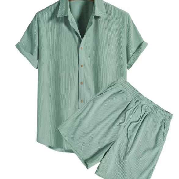 Letvægts-sæt med kortærmet skjorte og shorts