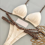 Wild Bikini: Strandtøjssæt med print