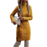 Elegant strikket kjole med høj krave til vinteren