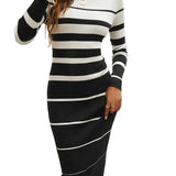 Elegance i strik: Stribet kjole til arbejde