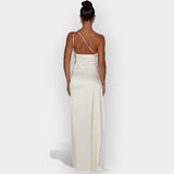 Satinkjole til aristokratiske aftener